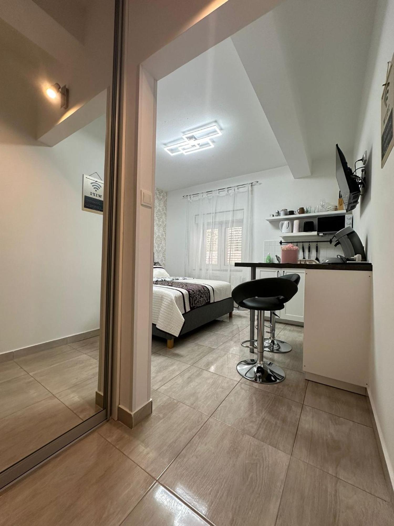 Apartments Prpic 1,Senj Сень Экстерьер фото