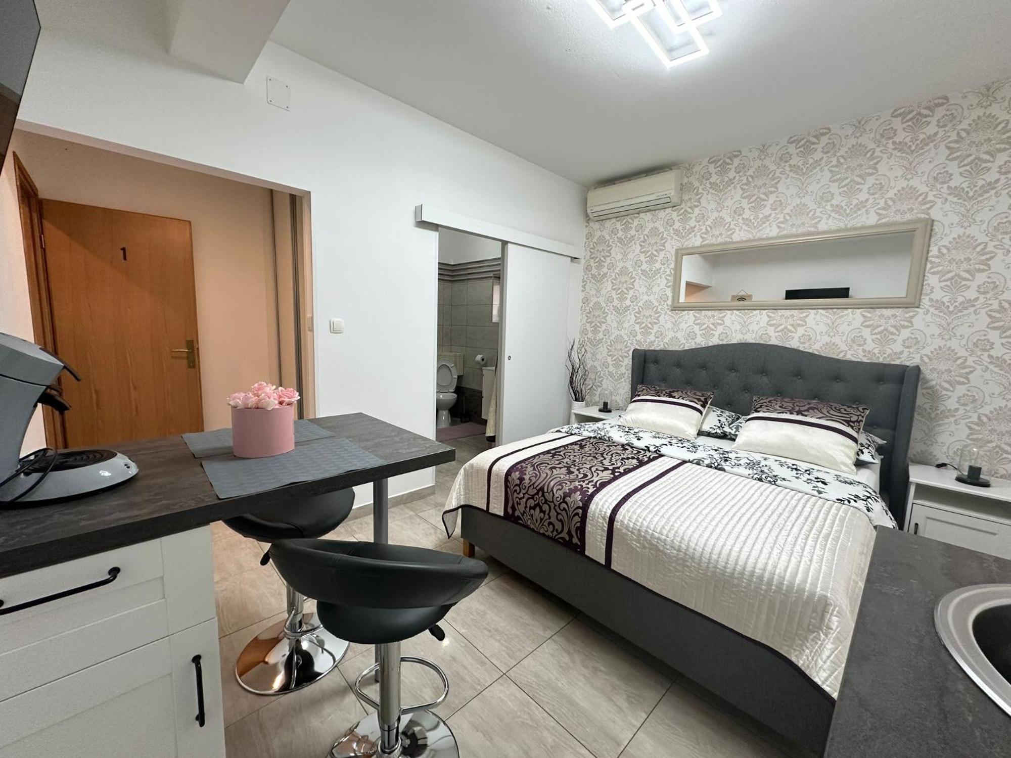 Apartments Prpic 1,Senj Сень Экстерьер фото