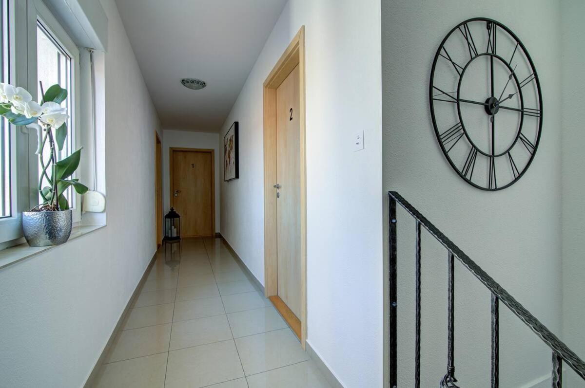 Apartments Prpic 1,Senj Сень Экстерьер фото