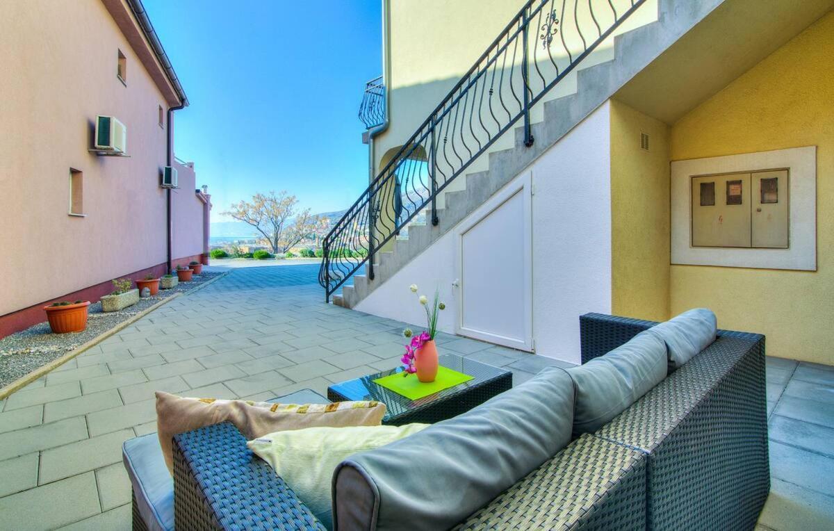 Apartments Prpic 1,Senj Сень Экстерьер фото